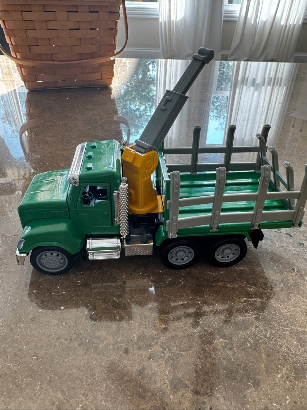 Micro Logging Truck from DRIVEN by Battat